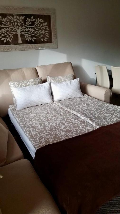 El Mocan Luxury Apartment ปาล์ม-มาร์ ภายนอก รูปภาพ